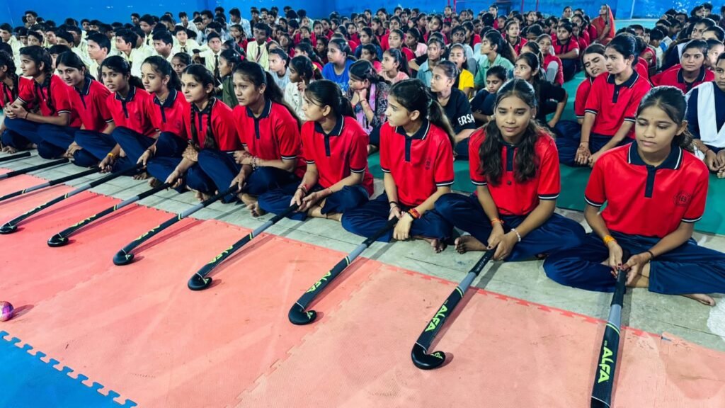 मेजर ध्यानचंद के जन्म उत्सव और उनकी स्मृति पर खेलों का आयोजन, जिले को मिली 40 लाख रुपए की खेल सामग्री