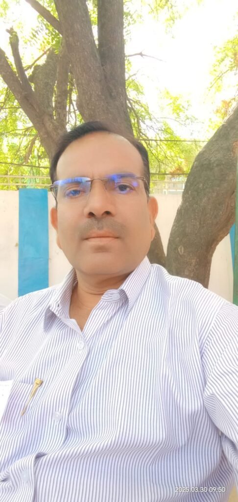 मध्यप्रदेश का पहला मामला गम्भीर बीमारी से ग्रस्त शिक्षक के इलाज के लिए शिक्षकों ने छह दिन में जमा किए तीन लाख रूपये।