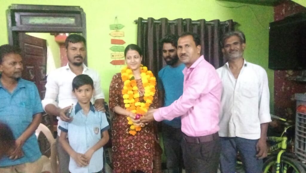 दीपिका नकवाल का हुआ चयन पर पालक महासंघ एवं आदिवासी कांग्रेस ने किया स्वागत