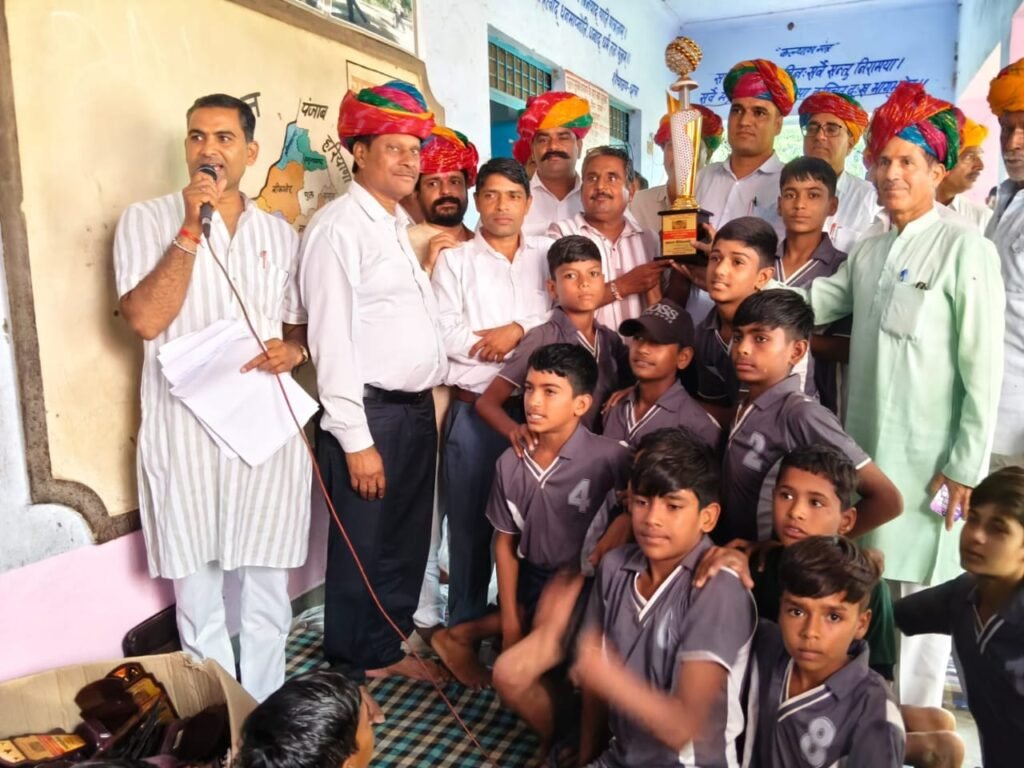 मॉडल विद्यालय शाहपुरा से दो विद्यार्थियों का शतरंज प्रतियोगिता में राज्य स्तर पर चयन