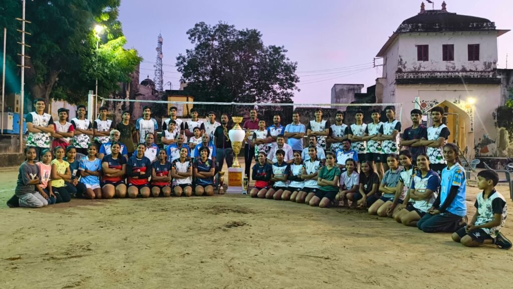 छात्र वॉलीबॉल के तीनों वर्गों में शाहपुरा बना विजेता