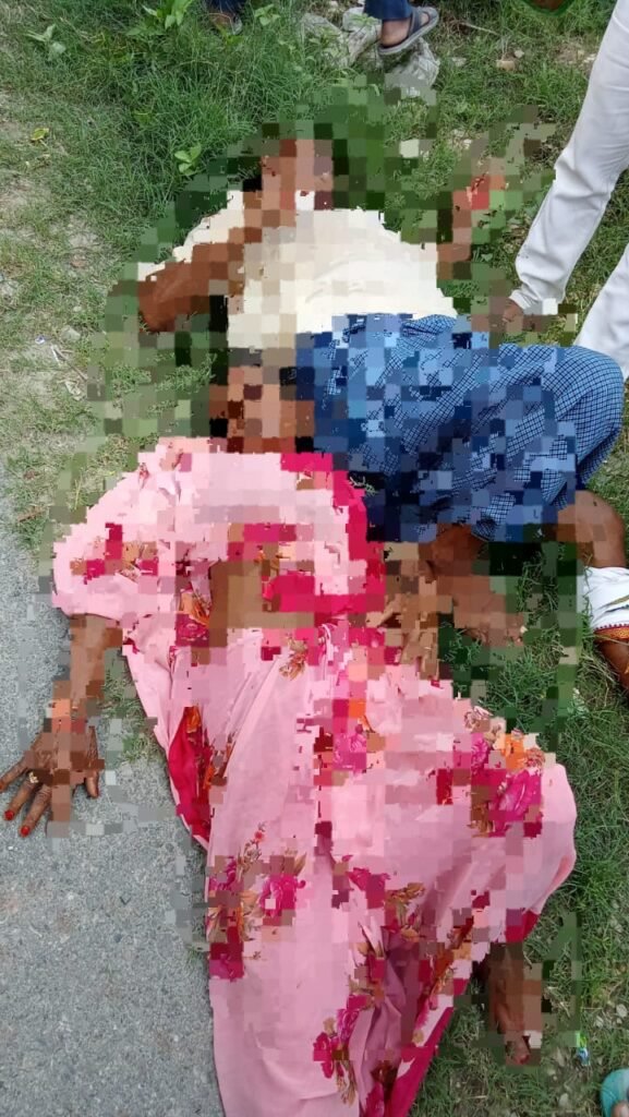 ऑटो और ई रिक्शा आमने-सामने टक्कर में दो लोग बुरी तरह घायल जिला अस्पताल रेफर