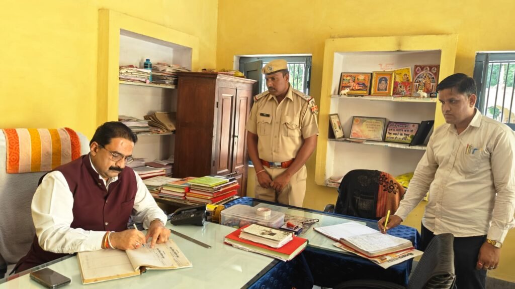 जिला एवं सत्र न्यायाधीश ने किया शाहपुरा उपकारागार का निरीक्षण
