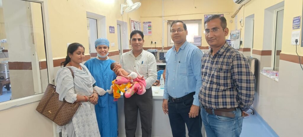 सेवढ़ा ग्राम दरियापुर में लावारिश अवस्था में मिली नवजात शिशु एवं नवजात बालिका को जिला चिकित्सालय में कराया गया भर्ती।