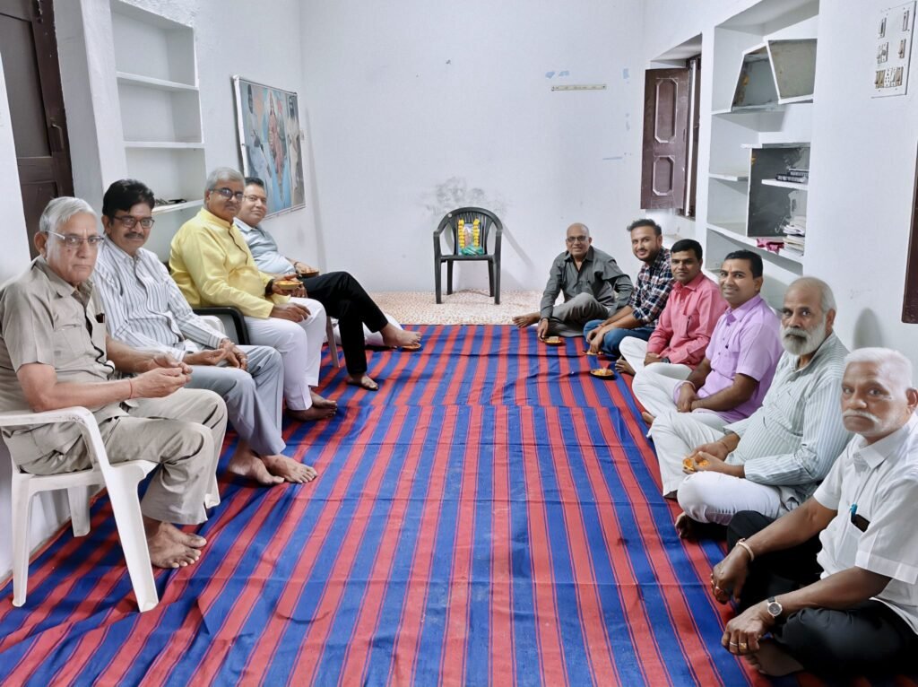 दीपोत्सव विषय पर हुआ साहित्यिक गोष्ठी का आयोजन