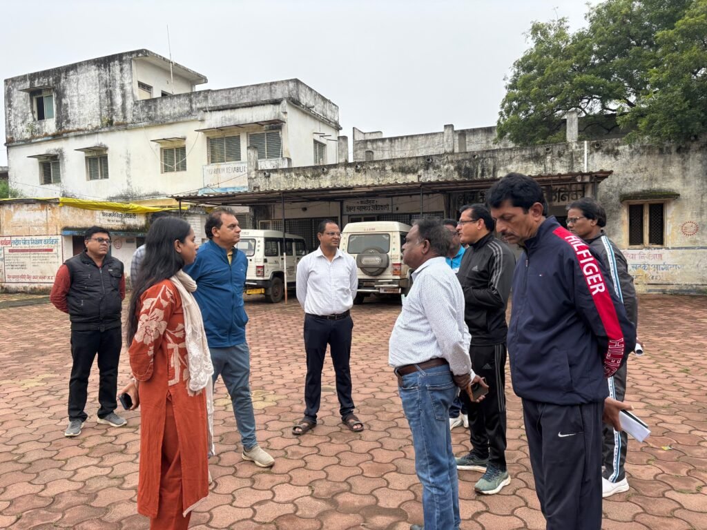 सीएमएचओ कार्यालय को नवीन जिला अस्पताल एक सप्ताह में शिफ्ट करवाएं- कलेक्टर श्रीमती यादव