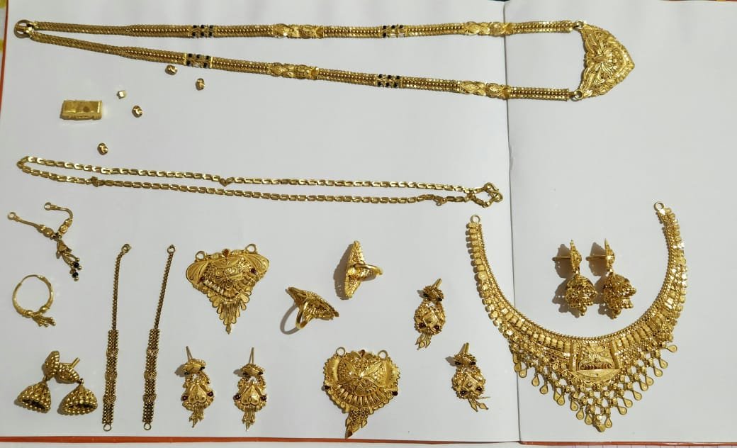 अपने ही चाचा के घर से चोरी पुलिस ने 24 घण्टे के अंदर पर्दाफाश कर, आरोपियो को किया गिरफ्तार।