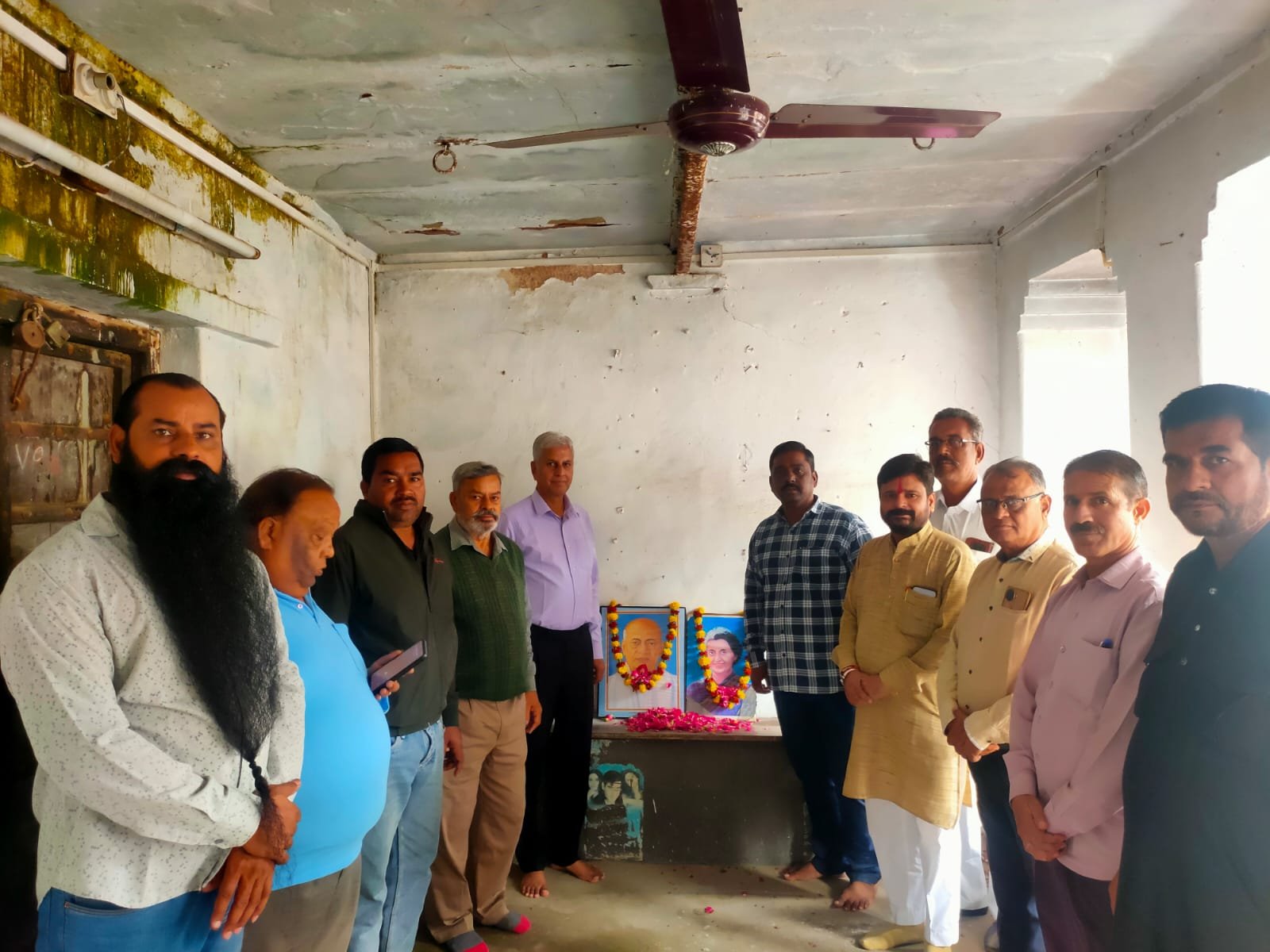 नगर कांग्रेस कमेटी शाहपुरा द्वारा पूर्व प्रधानमन्त्री इन्दिरा गाँधी की पुण्यतिथि एवं पूर्व गृहमन्त्री सरदार वल्लभ भाई पटेल की जयन्ती मनाई