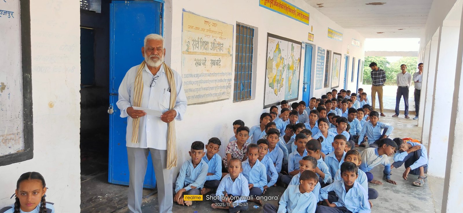 शाहपुरा। फूलिया खुर्द विद्यालय में बाल विवाह व स्वच्छता पर नाटक की रोचक प्रस्तुति