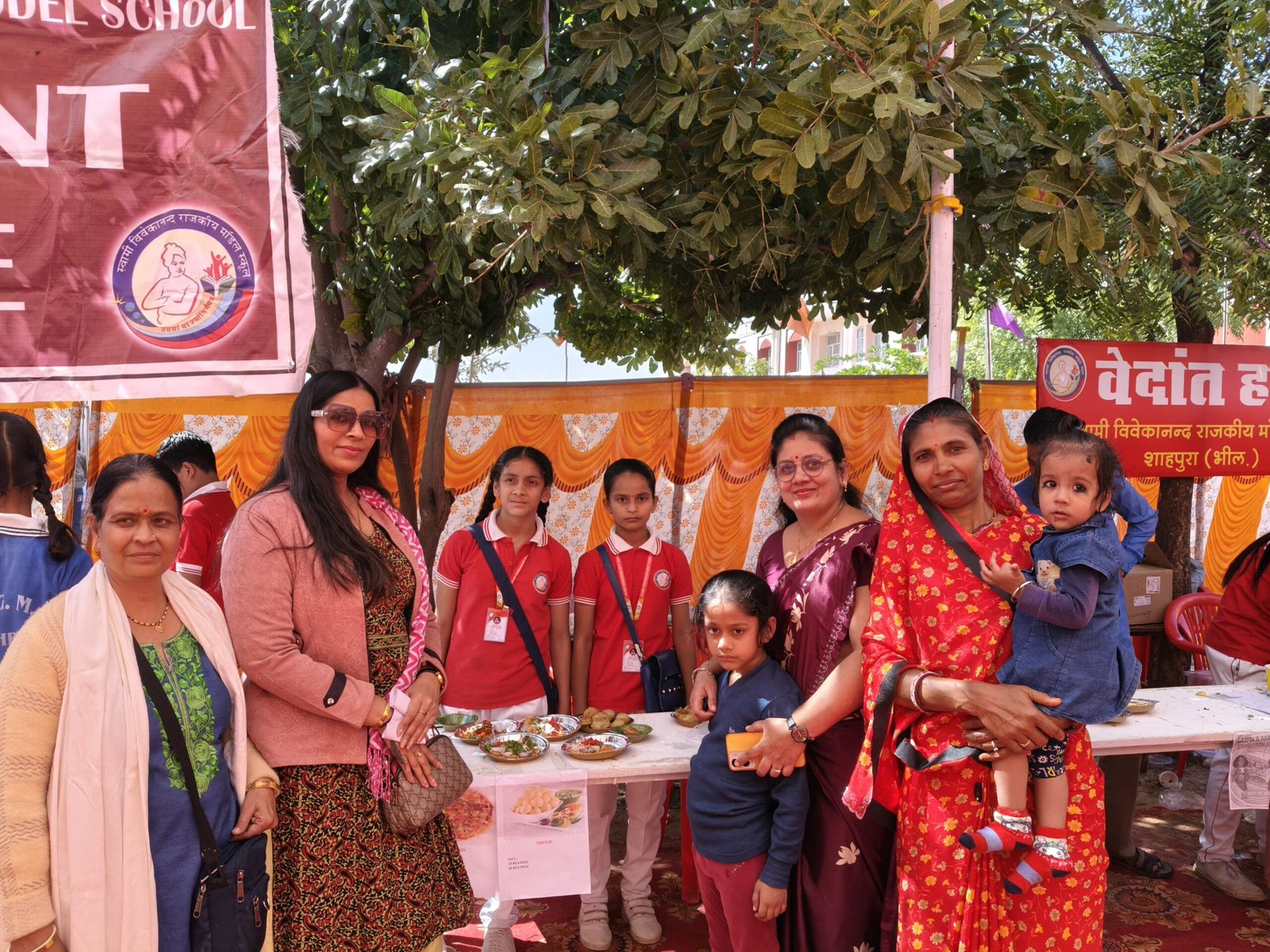 मॉडल स्कूल में हुआ भव्य बाल मेले का आयोजन