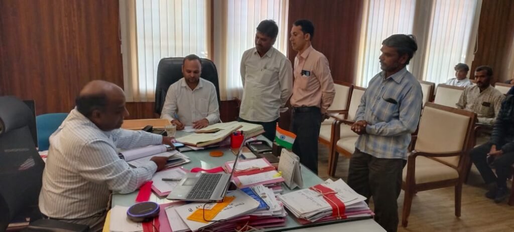 सीएमओ सारंगपुर पचोर को एससीएन व सहायक राजस्व निरीक्षक बोडा को निलंबित करने दिए निर्देश