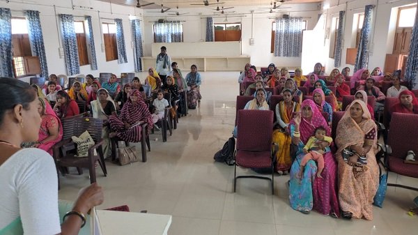 शाहपुरा में पंचायत समिति सभागार में राजीविका के माध्यम से शुरू हुआ पोषण सम्बन्धी प्रशिक्षण