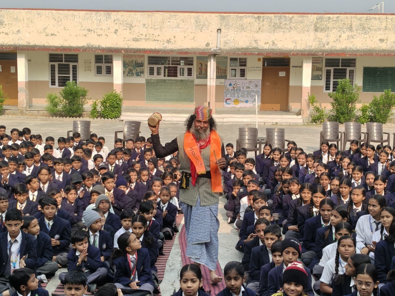 रंगकर्मी एडवोकेट दीपक पारीक ने किया अद्भुत एकल अभिनय “हिंदुस्तानी मदारी”