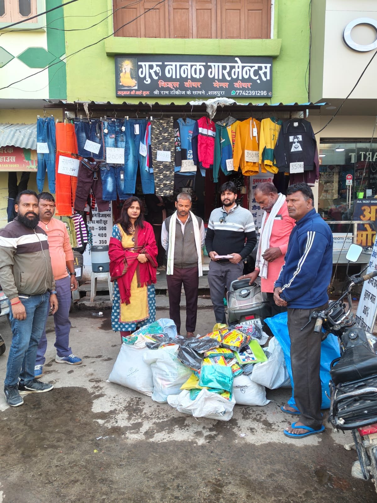 नगर पालिका शाहपुरा द्वारा सिंगल यूज प्लास्टिक के तहत 179 किलो पॉलीथिन जब्त किए