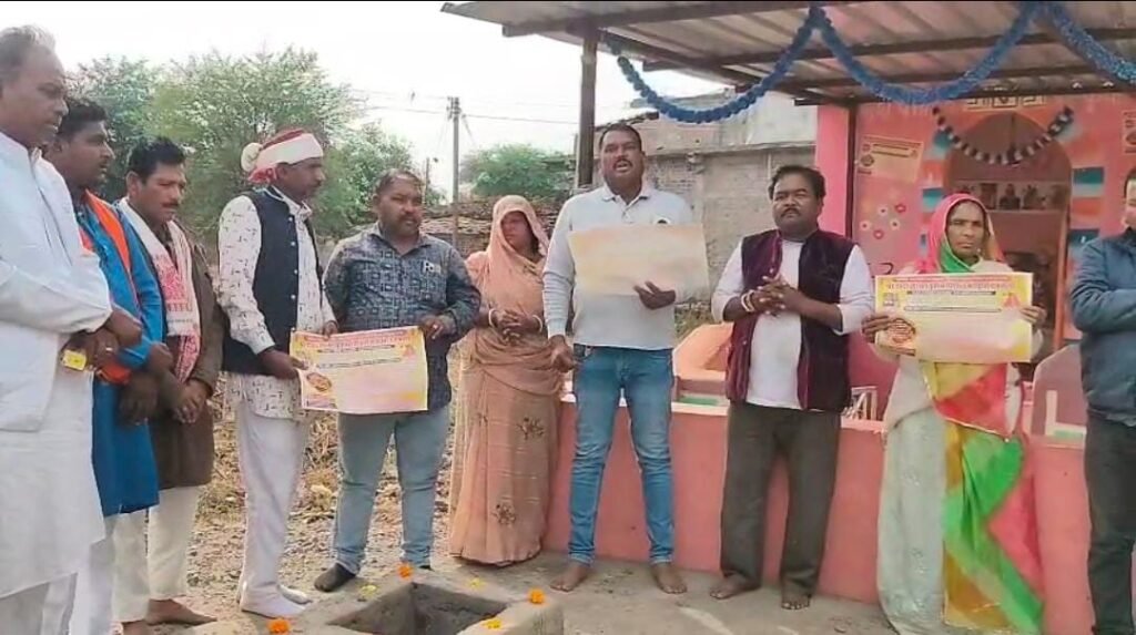 अखिल भारतीय नट समाज विकास संगठन द्वारा दादा चैनपुरिया वाले का मेले का आयोजन किया जा रहा है