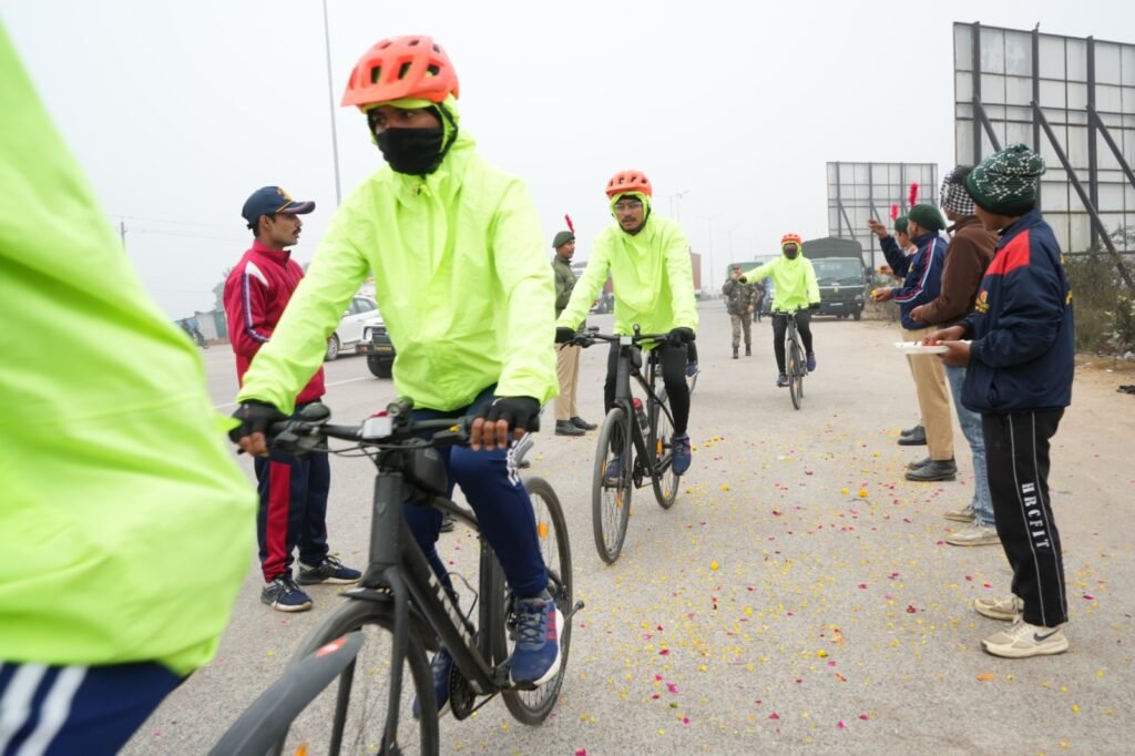पीएम साइकिल रैली का दतिया में भव्य स्वागत।