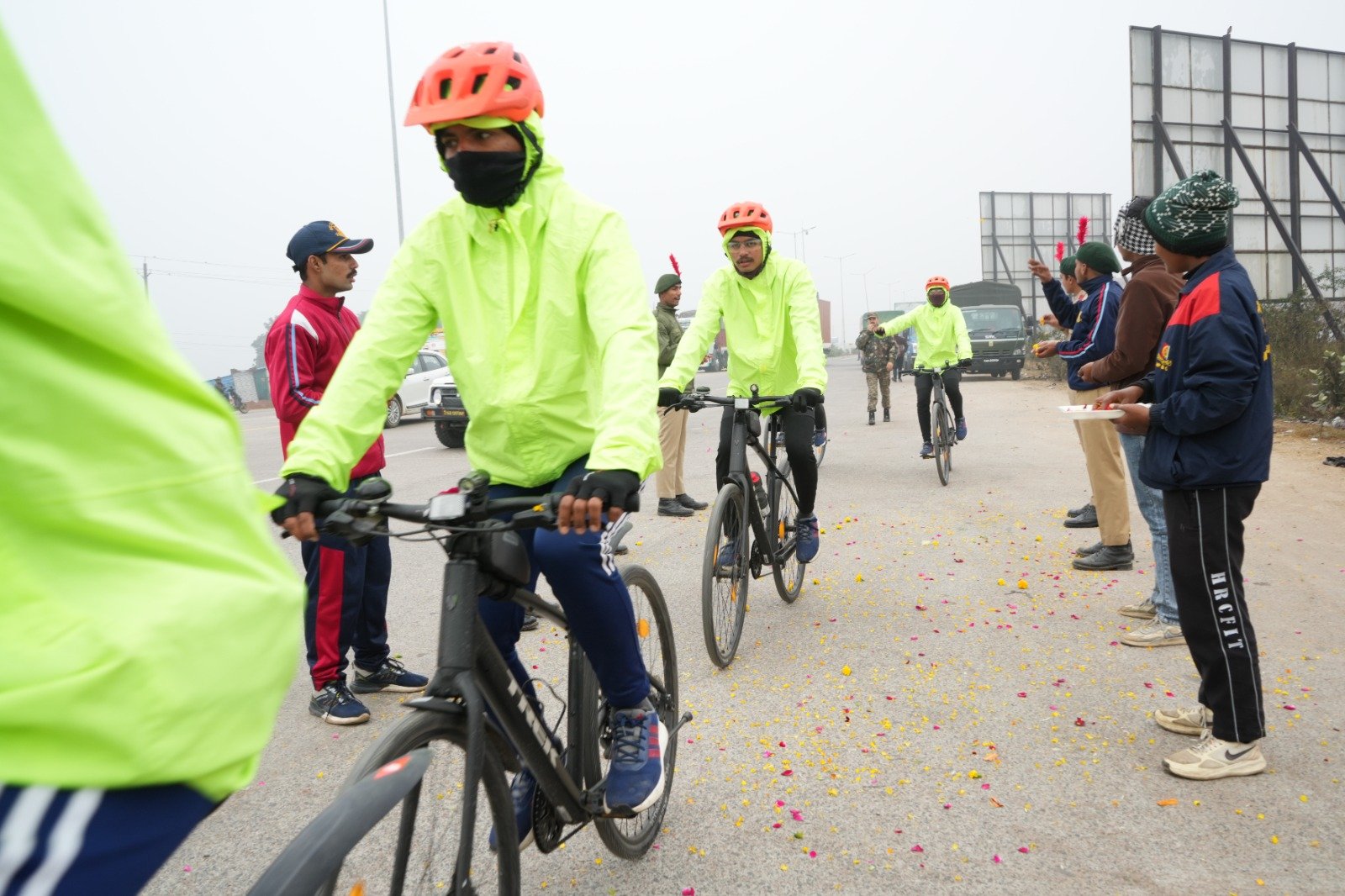 पीएम साइकिल रैली का दतिया में भव्य स्वागत।