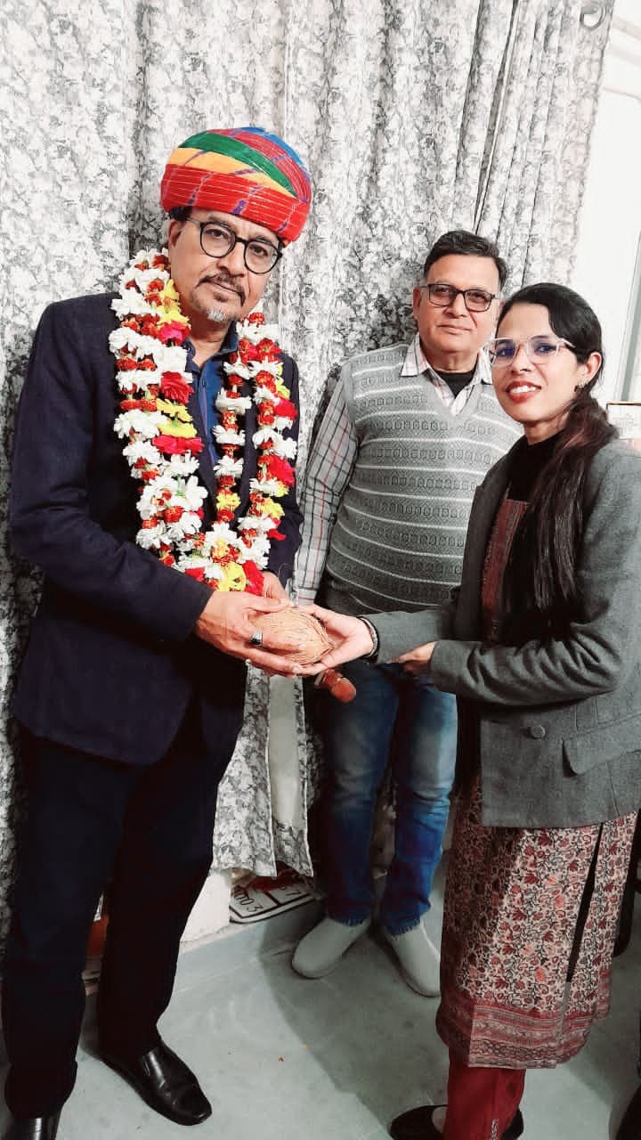 शैक्षिक शोध कार्यों के कुशल संपादन हेतु डॉ. मण्डेला का स्वागत एवं अभिनन्दन