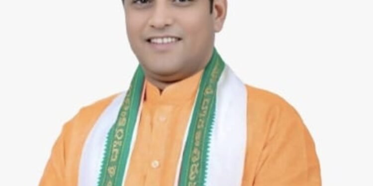 शाहपुरा विधायक डॉ लालाराम बैरवा की मेहनत लाई रंग :- शाहपुरा जिला अस्पताल में लंबे समय से रिक्त डॉक्टरों के पद भरे