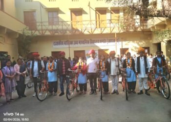 छात्राओं को मिली साइकिल, शिक्षा को बढ़ावा देने की पहल