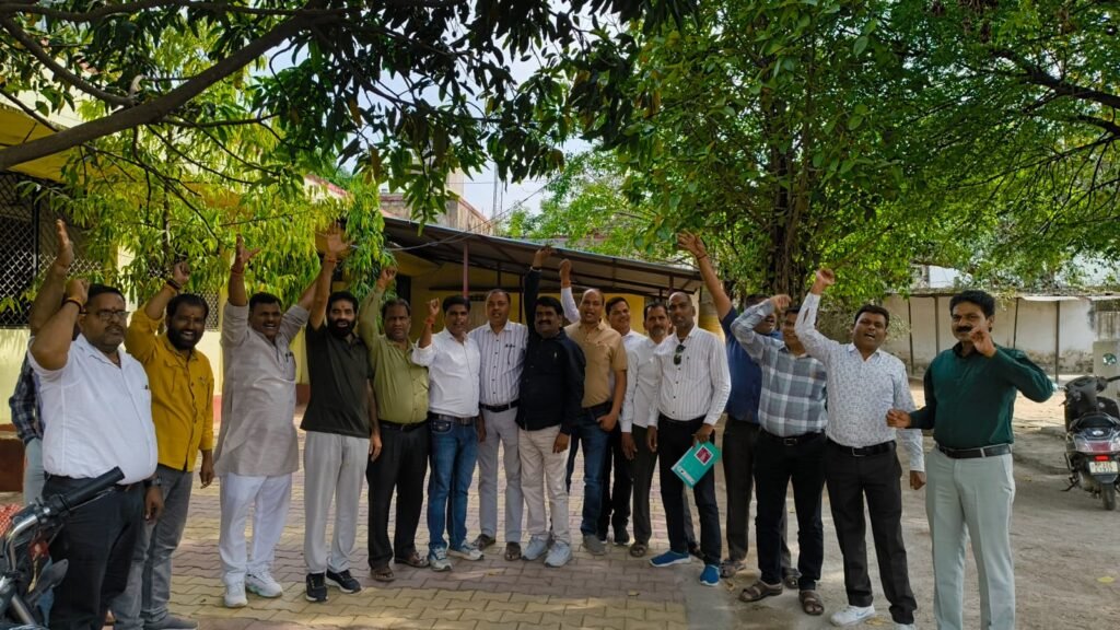 शिक्षक पात्रता परीक्षा के विरोध में संघर्ष मोर्चा की बैठक सम्पन्न।