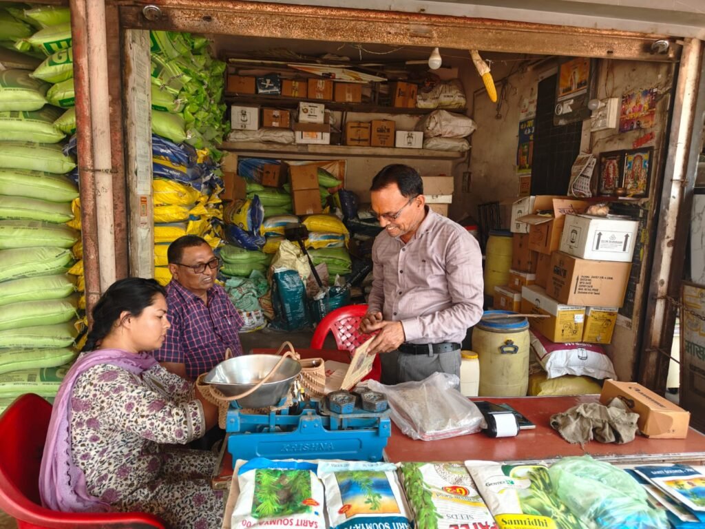 ई-टोकन प्रणाली से खाद वितरण सुनिश्चित करने के निर्देश