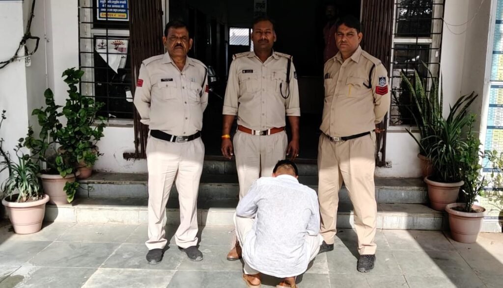 थाना कोतवाली पुलिस द्वारा सुरेन्द्र हत्याकांड के फरार आरोपी (आदतन अपराधी) को किया गिरफ्तार
