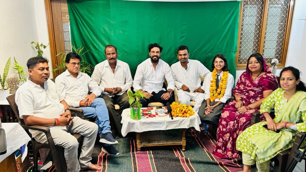 बाल पर्यावरण योद्धा “ग्रीन लिटिल बेबी” श्रेया कुमावत पर बनी डॉक्यूमेंट्री का सफल समापन, कांग्रेस नेताओं के सहयोग से मिला अभियान को बल