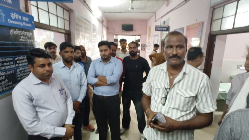 राजस्थान। शिक्षा का मंदिर हुआ शर्मसार: शिक्षक पर छात्र से गंभीर मारपीट का आरोप, परिजनों में आक्रोश