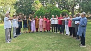 राजस्थान। मोदी के आव्हान पर कुमुद विहार वासियों ने पेट्रोल के न्यूनतम उपयोग की शपथ ली