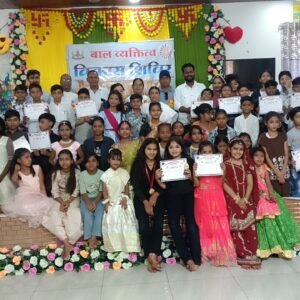 राजगढ़। बच्चों के साथ-साथ मात पिता भी मन की शांति के लिए मूल्यनिष्ठ शिक्षा को धारण करें। -ब्रह्माकुमारी मधु दीदी l