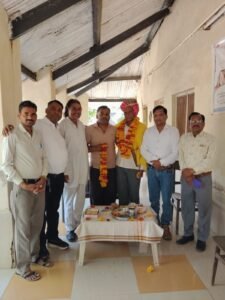 राजगढ़। आकाश संघठन द्वारा सेवानिवृत पर दौलत सिंह भिलाला का सम्मान समारोह आयोजित l