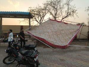 राजस्थान। टेंट लगाकर भूली नगर पालिका, यात्री सड़क परेशान