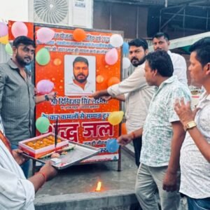 उप्र। रामकोला विकास खण्ड के चंदरपुर लक्ष्मीगंज गेट पर शुरू हुई शुद्ध पेयजल व्यवस्था