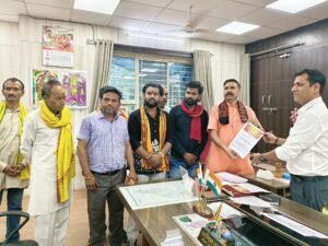 दतिया। न्यास संदेह के घेरे में: विहिप, पीताम्वरा पीठ पर हो रही अनियमितताओं के सौपा ज्ञापन