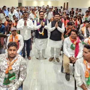 दतिया। उदगवां मंडल में भाजपा का बढ़ा कुनबा, करीब 100 कार्यकर्ताओं ने थामा भाजपा का दामन।