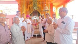 भीलवाड़ा। बजरंग मानस मंडल के भजन संध्या कार्यक्रम में विधायक गोपाल खंडेलवाल हुए शामिल