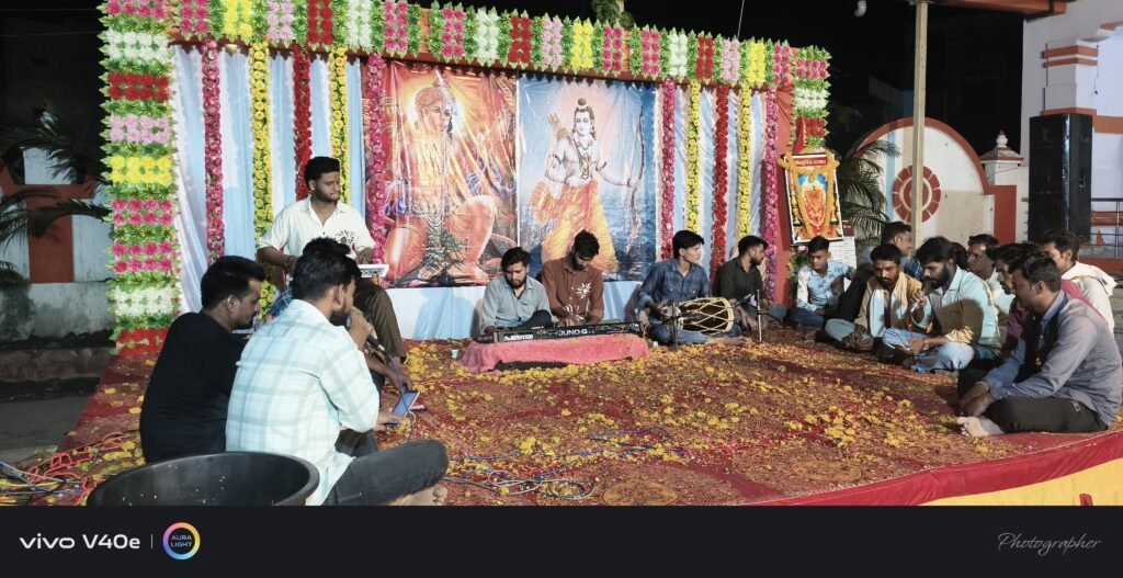पचोर में भव्य झण्डा आगमन एवं भंडारा आयोजित l