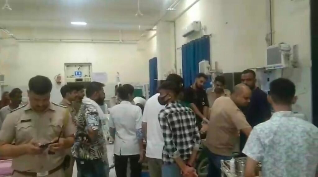 प्रेम विवाह से नाराज ससुराल पक्ष के लोगों ने युवक और उसके भाई पर किया जानलेवा हमला, दोनों घायल अस्पताल में भर्ती