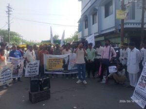 बढ़ती बेरोजगारी,पेपर लीक के दोषियों पर सख्त कार्यवाही करने और भर्ती परीक्षाओं में व्याप्त धांधली पर रोक लगाने रिक्त पड़े पदों पर यूथ मार्च