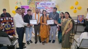 डॉक्टर्स डे एवं सीए डे पर लायंस क्लब पचोर ने किया चिकित्सकों और चार्टर्ड अकाउंटेंट्स का सम्मान l