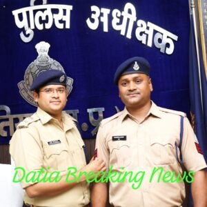 दतिया पुलिस सोशल मीडिया शाखा के आरक्षक रविन्द्र कुशवाह बने प्रधान आरक्षक
