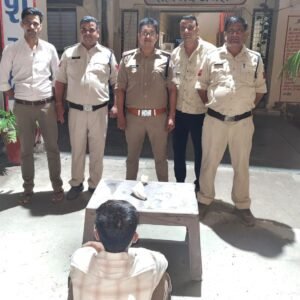 कट्टा लेकर रील बनाने वाला युवक गिरफ्तार, पंडोखर पुलिस की त्वरित कार्यवाही।