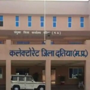 चिरुला बॉर्डर से एफएसटी टीम ने पकड़ी 2 लाख रुपए की नगदी
