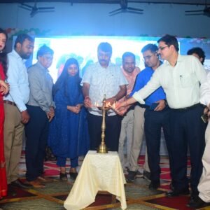 सेवा, संकल्प, समर्पण के सौ वर्ष के तहत जनकल्याणकारी उपलब्धियों का प्रदर्शन