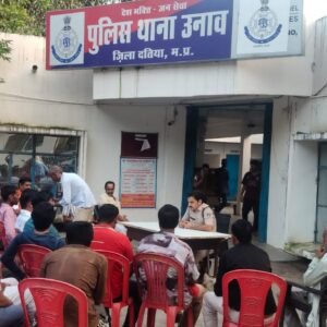 आगामी गणेश उत्सव के मद्देनजर थाना उनाव में गणेश पंडाल समितियों एवं गणमान्य नागरिकों की बैठक आयोजित