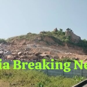 मुक्तिधाम के पीछे पहाड़ी तोड़ने का आरोप, प्लॉटिंग को लेकर उठे सवाल